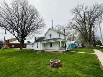 144 Oak Street Freeport, MI 49325