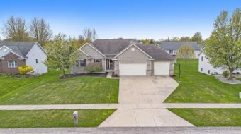 8309 Golfside Drive Jenison, MI 49428