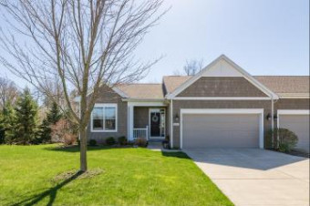 3641 Whicker Pointe 34 Kalamazoo, MI 49006