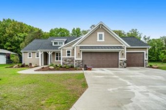 6611 Cottage Creek Lane Holland, MI 49423