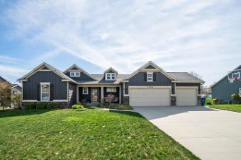 12900 Sweetbriar Drive Grand Haven, MI 49417