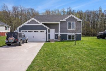 317 Miller Drive Caledonia, MI 49316