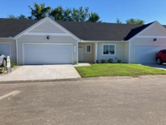 UNIT 55 Sunnyside Drive 55 Wayland, MI 49348