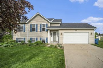 1759 River Bend Drive Allegan, MI 49010