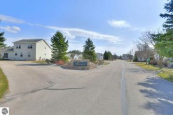 2862 Jade Lane Traverse City, MI 49684