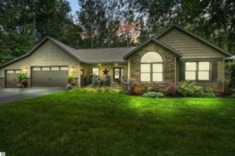 4880 River Woods Road Lake City, MI 49651