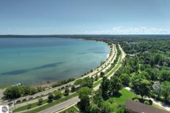 1123 Bay Street Traverse City, MI 49684