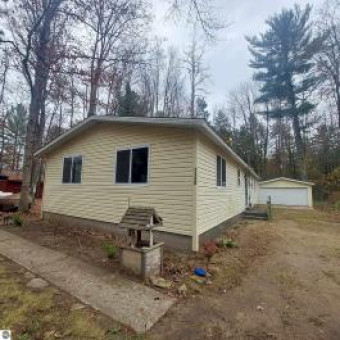 1130 Beaver Street Oscoda, MI 48750