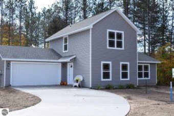 1 Spruce Hollow Trace Fife Lake, MI 49633