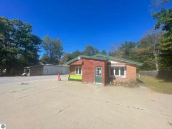 10945 Se M 72 Kalkaska, MI 49646