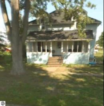 122 W Burton Street Pompeii, MI 48874