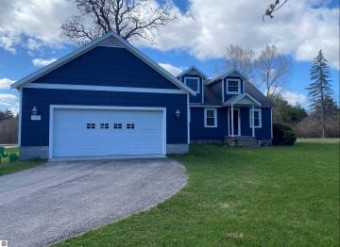 410 S Shore Drive Suttons Bay, MI 49682