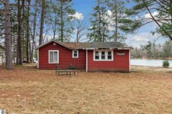 6632 Ne Squaw Lake Road Kalkaska, MI 49646