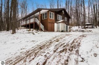 1259 W Sharon Road, Sw South Boardman, MI 49680