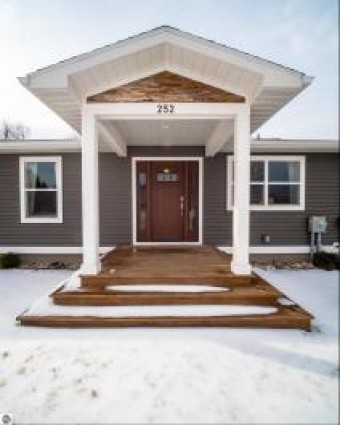 252 Se M 72 Kalkaska, MI 49646