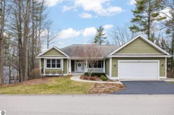 6403 Cedarmere Traverse City, MI 49686