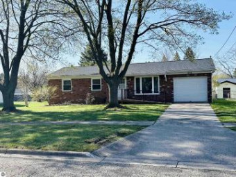 604 Orchard Drive Clare, MI 48617