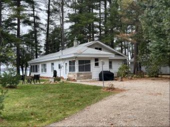 1971 E Higgins Lake Drive Roscommon, MI 48653