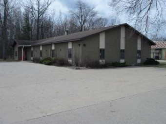 2865 W Houghton Lake Drive Houghton Lake, MI 48629