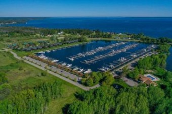 72 Boat Club Drive SLIP 72 Cheboygan, MI 49721