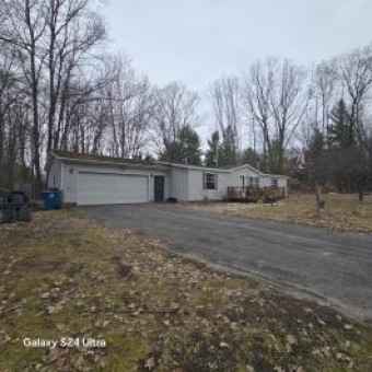 100 Burning Oak Court Roscommon, MI 48653