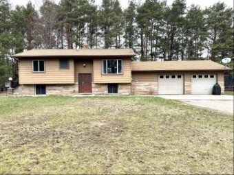 610 W Sunset Drive Roscommon, MI 48653