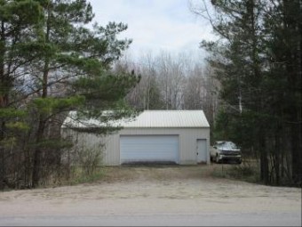 3671 Riggsville Road Cheboygan, MI 49721