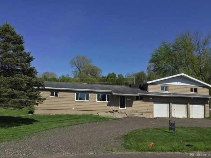 3069 S Edgar Road E Mason, MI 48854