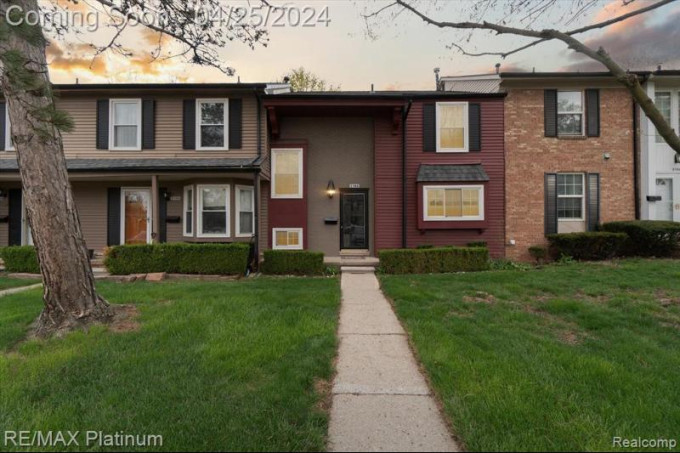 3184 Bolgos Circle Ann Arbor, MI 48105