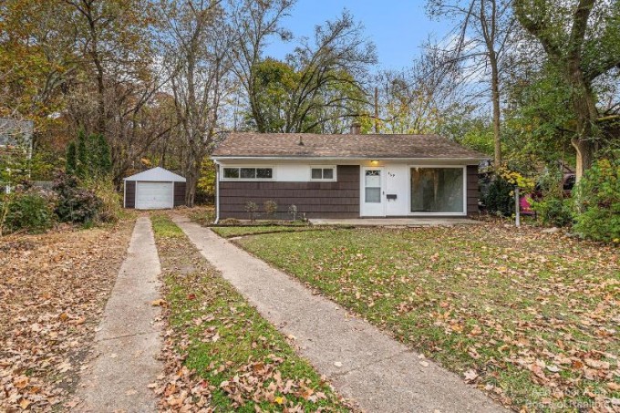 869 Starwick Drive Ann Arbor, MI 48105