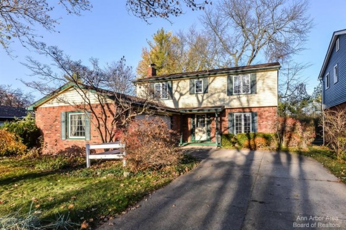 2655 Esch Avenue Ann Arbor, MI 48104