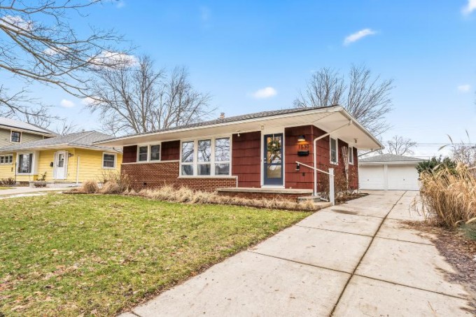 1530 Argyle Crescent Ann Arbor, MI 48103