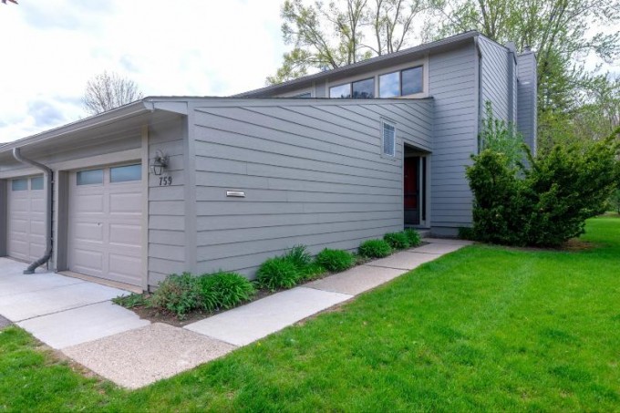 759 Peninsula Court Ann Arbor, MI 48105