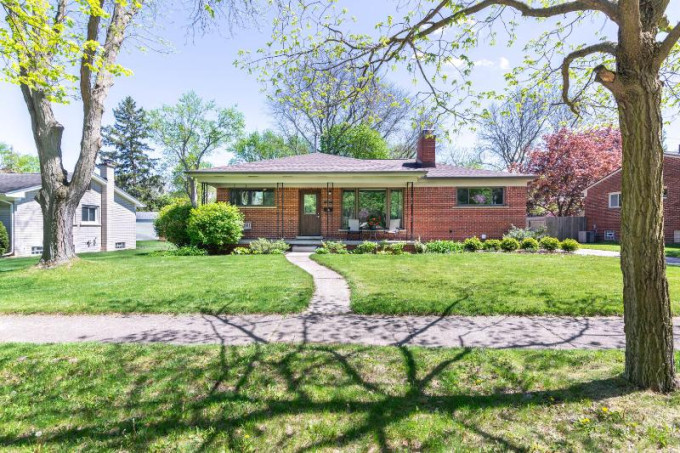 2317 Yorkshire Road Ann Arbor, MI 48104