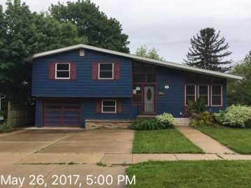 111 Frederick Ave, Fort Atkinson, WI 53538-1111