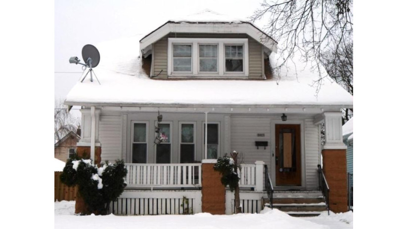 3027 N 37th St Milwaukee, WI 53210 by Redevelopment Authority City of MKE $24,200