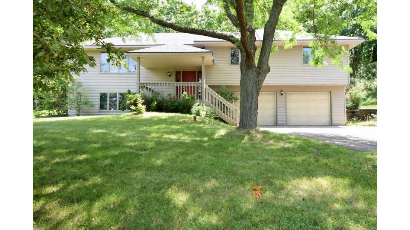 N7154 Chapel Dr Richmond, WI 53190 by Coldwell Banker Real Estate Group $234,000