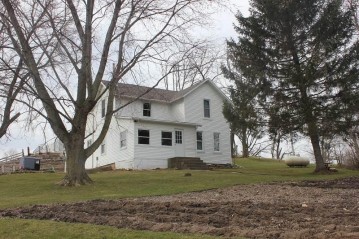 23989 County Road G, Kendall, WI 53510