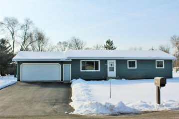 N6191 Hillcrest Rd, Pacific, WI 53954