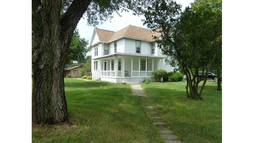 207 N Oxford St Oxford, WI 53952 by Romar Realty $68,000