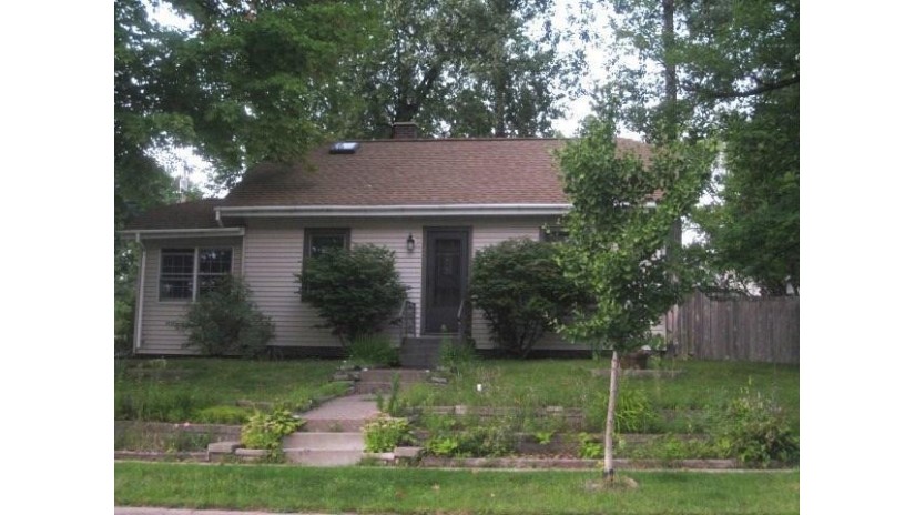200 Brown Boulevard Rothschild, WI 54474 by Re/Max Excel $84,900