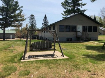 1749 Loon Crest Rd, Schoepke, WI 54463