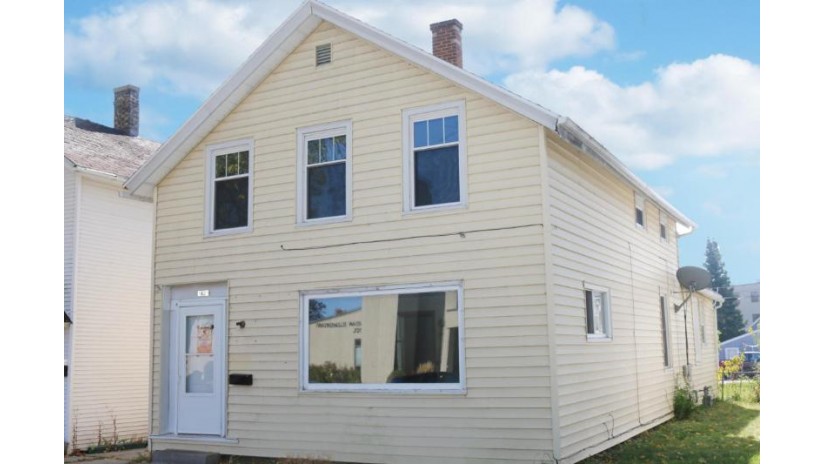 1421 Maryland Ave Sheboygan, WI 53081-4835 by Coldwell Banker Realty $59,900