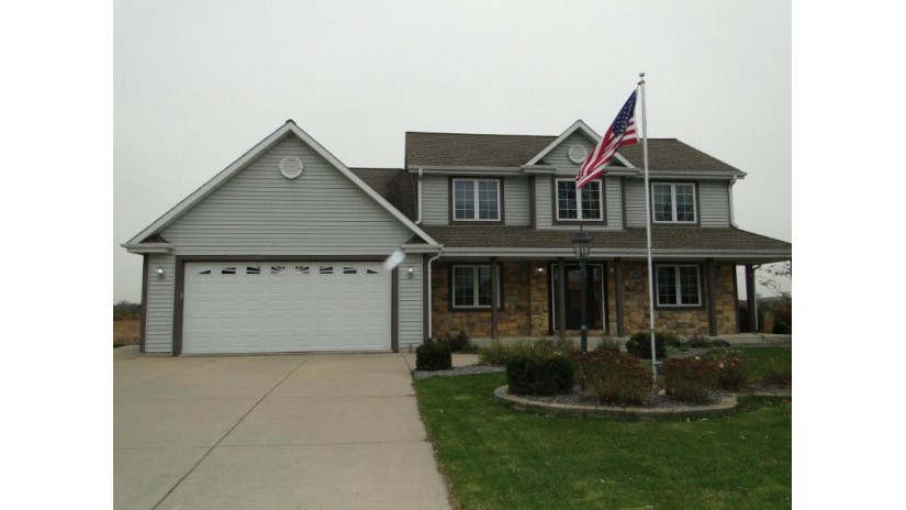 S98W13281 Champions Dr Muskego, WI 53150-5237 by RE/MAX Legacy $329,900