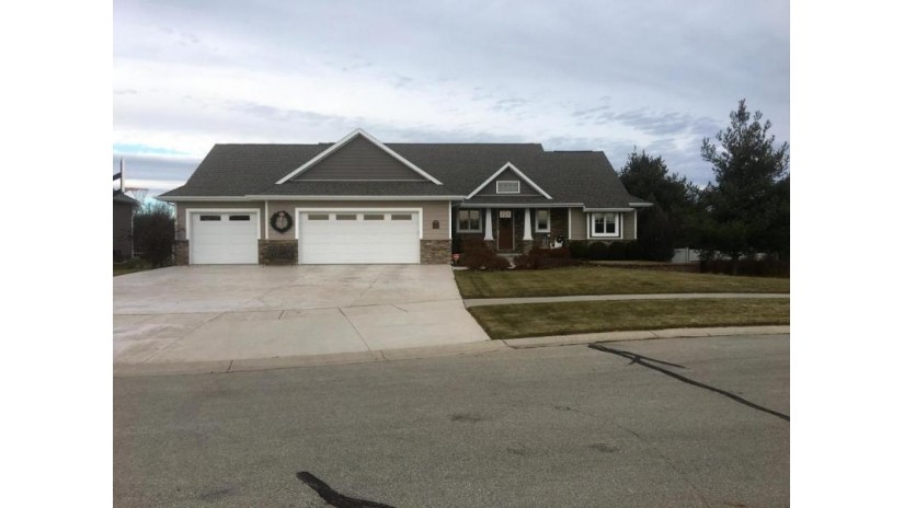 2143 Lucille Ct Suamico, WI 54313-3257 by Century 21 Aspire Group $499,500