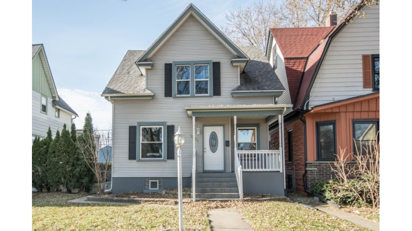 1211 S 49th St West Milwaukee, WI 53214-3527 by Shorewest Realtors $159,000