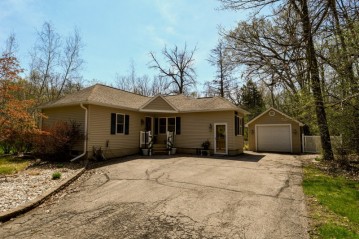 34829 Pabst Rd, Summit, WI 53066-4512