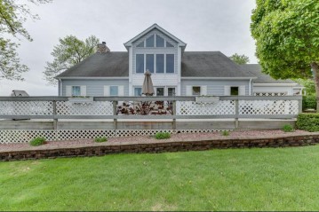 216 S Cogswell Dr, Salem, WI 53170-1706