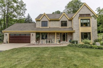 30809 Camelback Mtn Rd, Rochester, WI 53167-7916