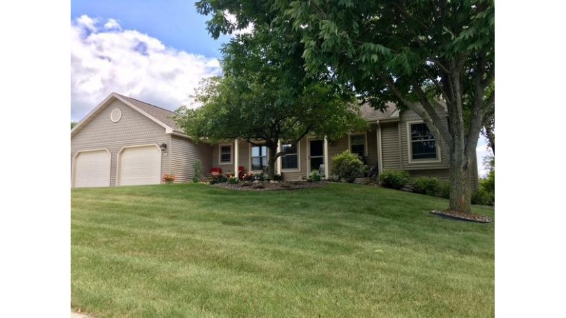 1112 Seminole Dr Fort Atkinson, WI 53538-1082 by Fort Real Estate Company, LLC $299,000